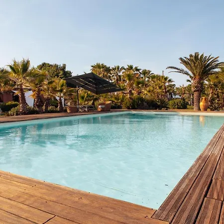 Relax 4*
